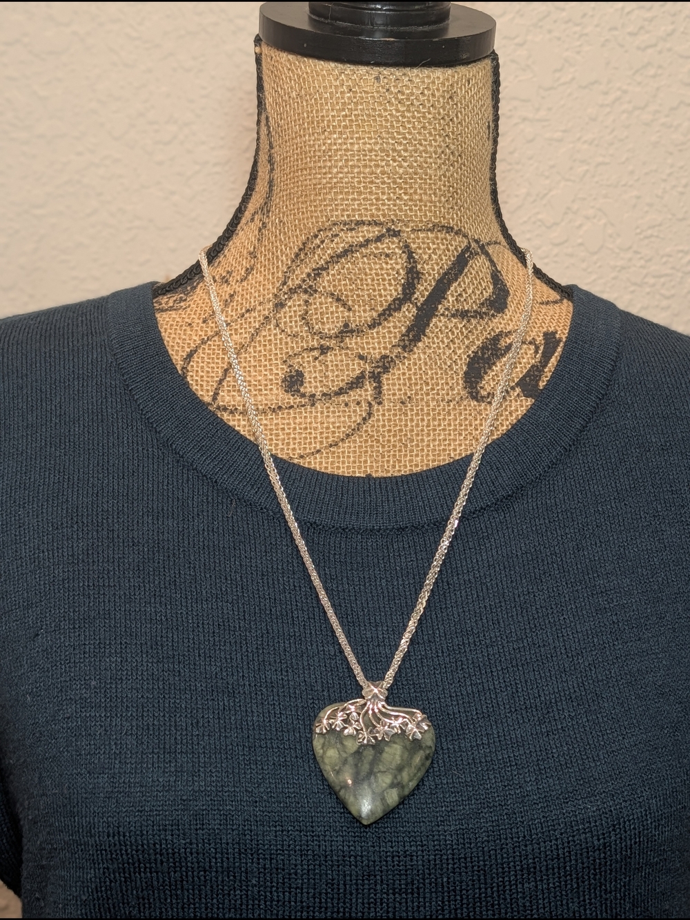 Connemara Marble Heart with Sterling Shamrocks Pendant And Chain - Picture 5 of 9